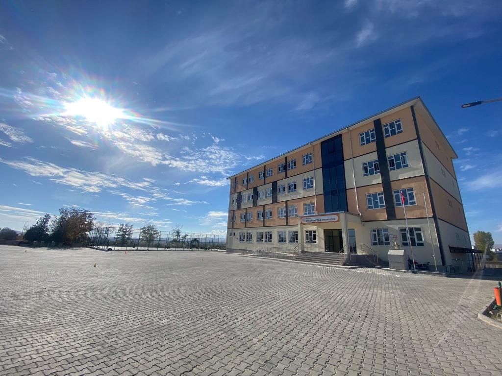 Şehit Muğdat Çelik Anadolu Lisesi Fotoğrafı